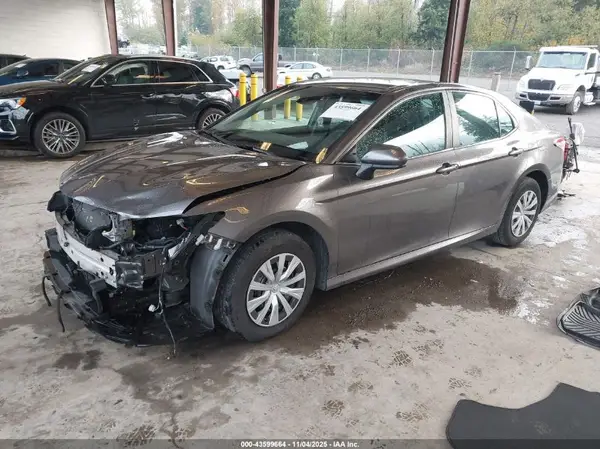 4T1C31AK5LU543329 2020 TOYOTA CAMRY - Image 2