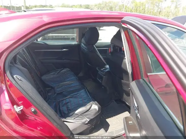 4T1C31AK5MU030115 2021 TOYOTA CAMRY - Image 8