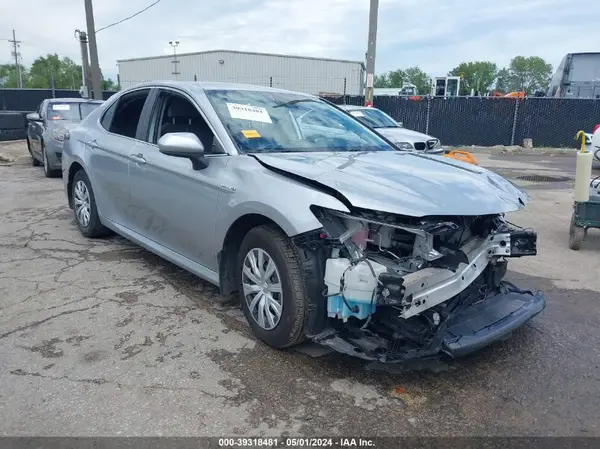 4T1C31AK5MU550752 2021 TOYOTA CAMRY - Image 1