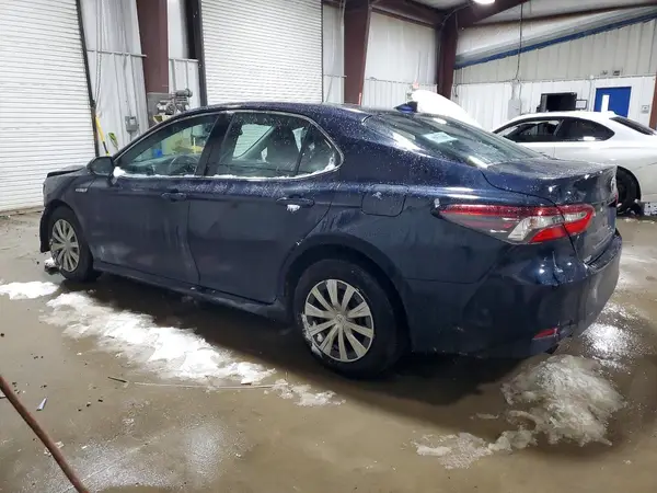 4T1C31AK5MU557586 2021 TOYOTA CAMRY - Image 2