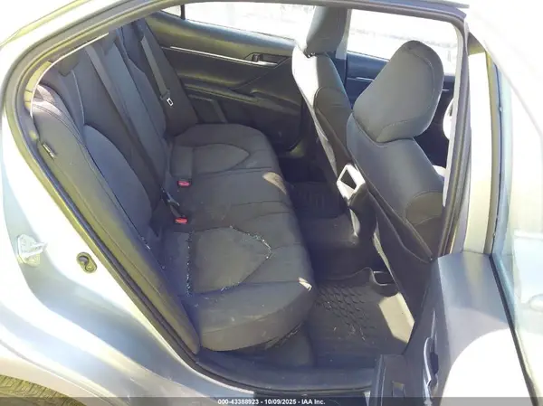 4T1C31AK5MU561685 2021 TOYOTA CAMRY - Image 8