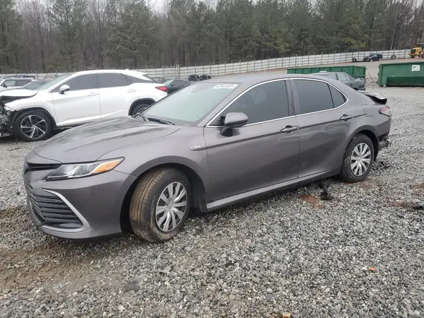 4T1C31AK5MU563890 2021 TOYOTA CAMRY - Image 1