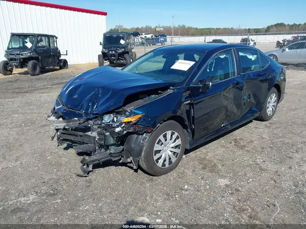 4T1C31AK5MU567096 2021 TOYOTA CAMRY - Image 2