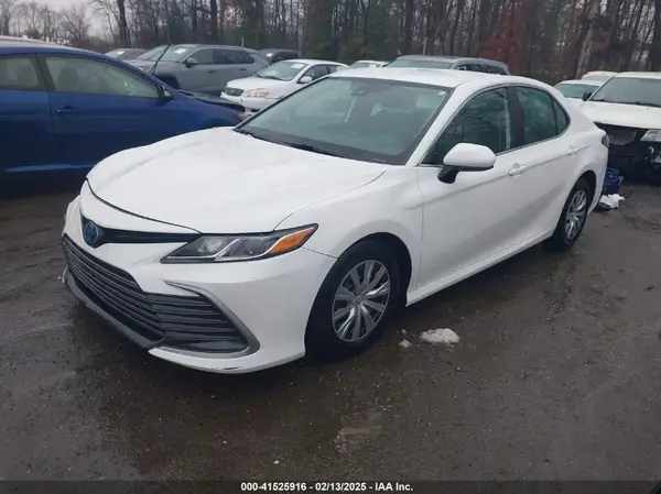 4T1C31AK5NU039267 2022 TOYOTA CAMRY - Image 2