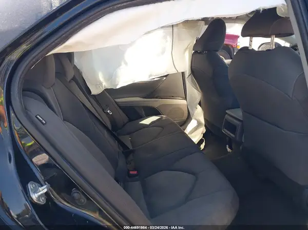 4T1C31AK5NU576897 2022 TOYOTA CAMRY - Image 8