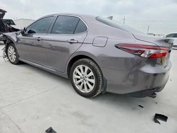 4T1C31AK5NU580271 2022 TOYOTA CAMRY - Image 2