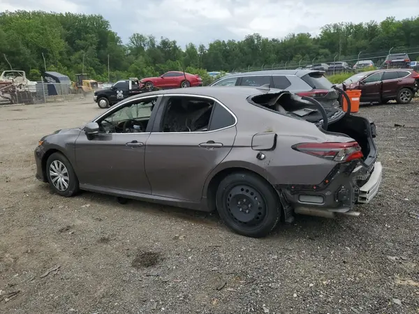 4T1C31AK5NU581128 2022 TOYOTA CAMRY - Image 2