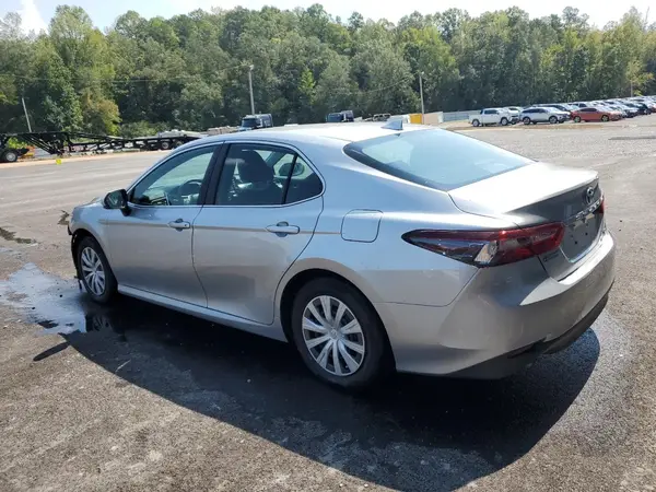 4T1C31AK5NU582117 2022 TOYOTA CAMRY - Image 2