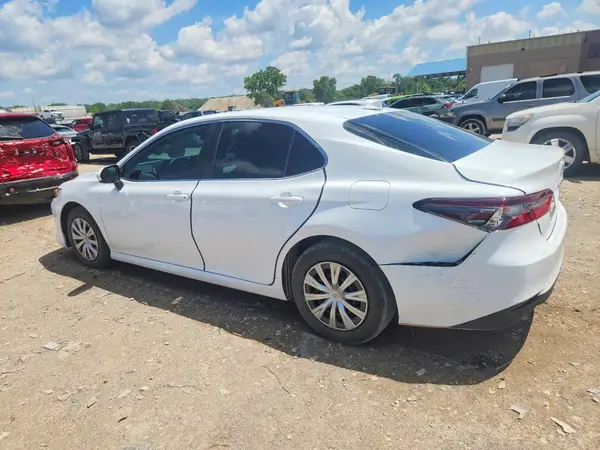 4T1C31AK5PU611599 2023 TOYOTA CAMRY - Image 2