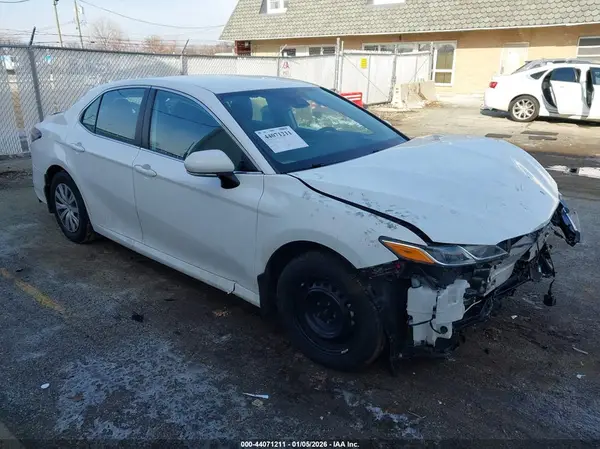 4T1C31AK5PU613224 2023 TOYOTA CAMRY - Image 1