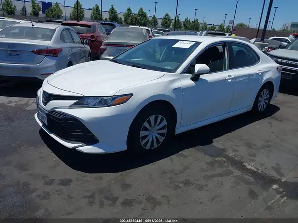 4T1C31AK6LU013824 2020 TOYOTA CAMRY - Image 2