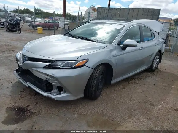 4T1C31AK6LU520500 2020 TOYOTA CAMRY - Image 2