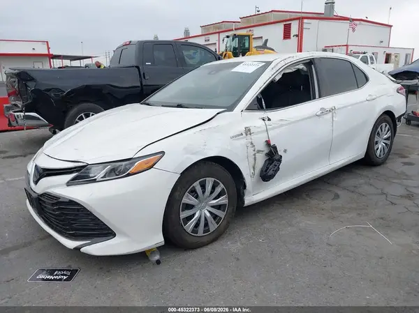 4T1C31AK6LU525213 2020 TOYOTA CAMRY - Image 2