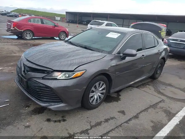 4T1C31AK6LU525549 2020 TOYOTA CAMRY - Image 2