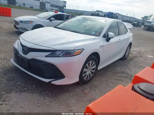 4T1C31AK6LU528189 2020 TOYOTA CAMRY - Image 2