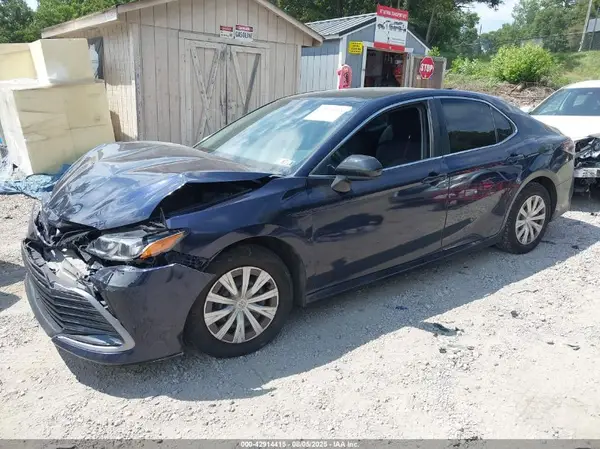 4T1C31AK6MU022072 2021 TOYOTA CAMRY - Image 2