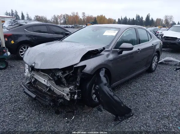 4T1C31AK6MU030057 2021 TOYOTA CAMRY - Image 2