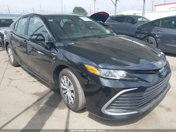 4T1C31AK6MU553823 2021 TOYOTA CAMRY - Image 1