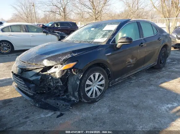 4T1C31AK6MU554826 2021 TOYOTA CAMRY - Image 2