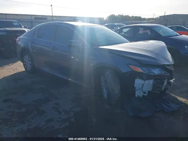 4T1C31AK6MU564112 2021 TOYOTA CAMRY - Image 1