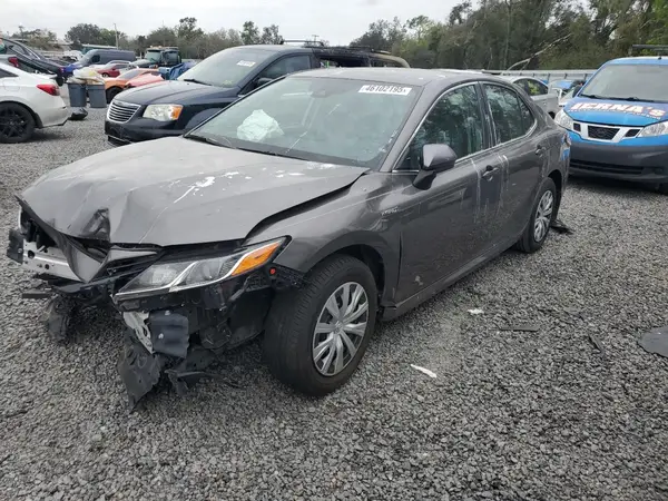 4T1C31AK6MU565311 2021 TOYOTA CAMRY - Image 1