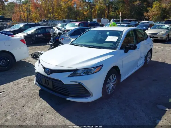 4T1C31AK6PU600899 2023 TOYOTA CAMRY - Image 2