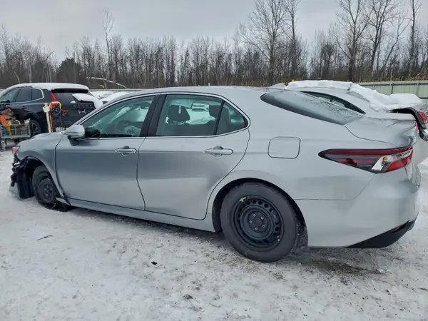4T1C31AK6PU610798 2023 TOYOTA CAMRY - Image 2