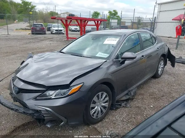 4T1C31AK6RU631525 2024 TOYOTA CAMRY - Image 2