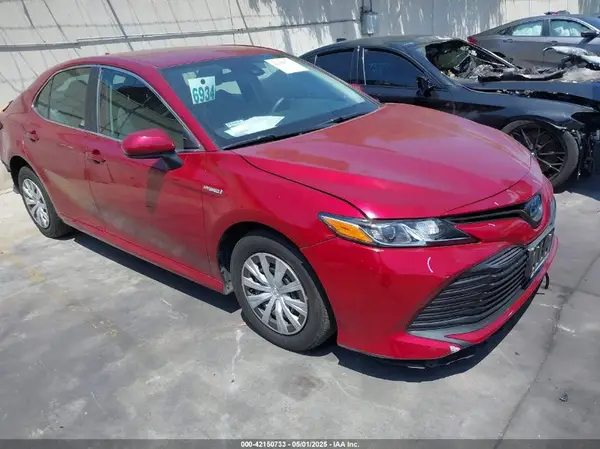 4T1C31AK7LU523566 2020 TOYOTA CAMRY - Image 1