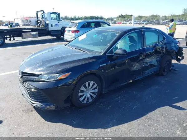 4T1C31AK7LU527276 2020 TOYOTA CAMRY - Image 2