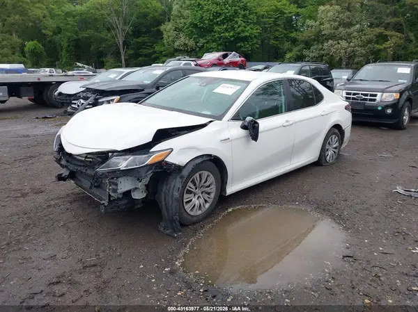 4T1C31AK7MU022355 2021 TOYOTA CAMRY - Image 2