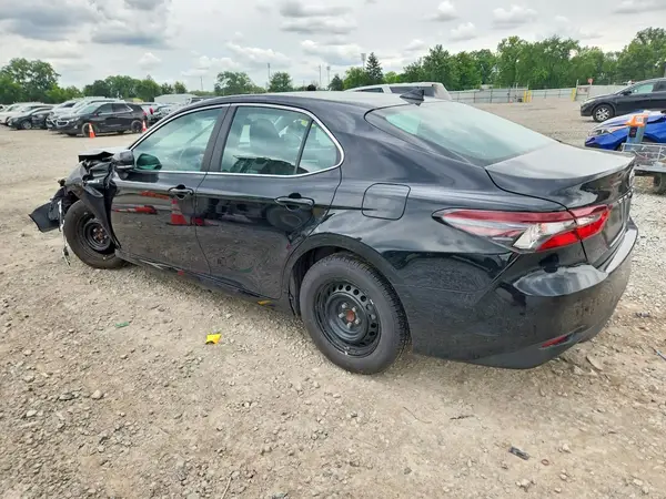 4T1C31AK7MU022405 2021 TOYOTA CAMRY - Image 2