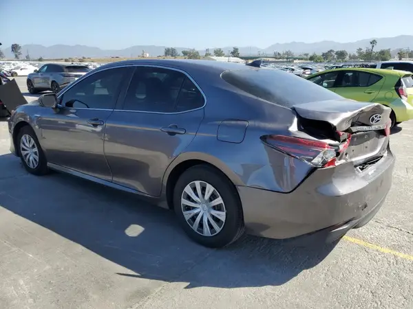 4T1C31AK7MU023151 2021 TOYOTA CAMRY - Image 2
