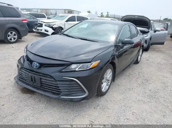 4T1C31AK7MU027054 2021 TOYOTA CAMRY - Image 2