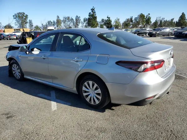 4T1C31AK7MU027068 2021 TOYOTA CAMRY - Image 2