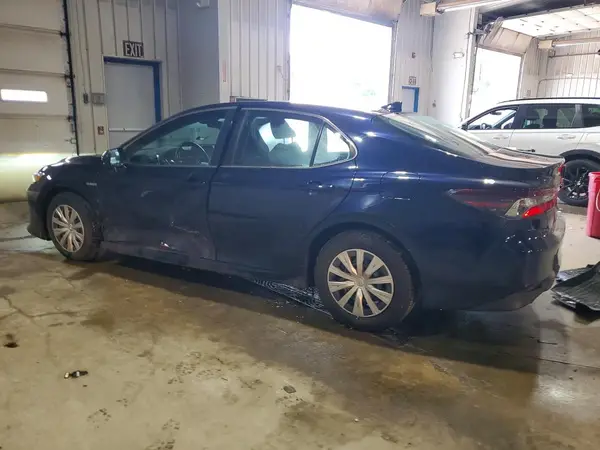 4T1C31AK7MU030777 2021 TOYOTA CAMRY - Image 2