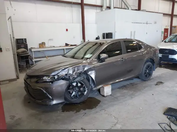 4T1C31AK7MU553667 2021 TOYOTA CAMRY - Image 2