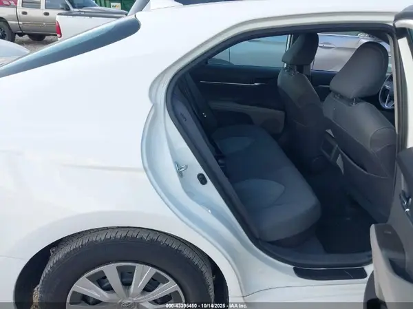 4T1C31AK7MU554477 2021 TOYOTA CAMRY - Image 8