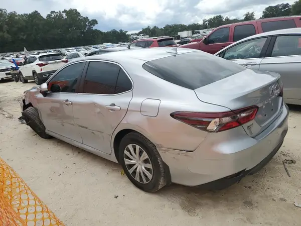 4T1C31AK7MU562031 2021 TOYOTA CAMRY - Image 2
