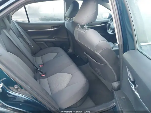 4T1C31AK7MU568363 2021 TOYOTA CAMRY - Image 8