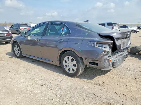 4T1C31AK7NU576190 2022 TOYOTA CAMRY - Image 2