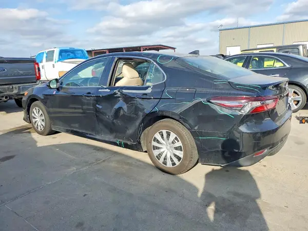 4T1C31AK7NU580367 2022 TOYOTA CAMRY - Image 2