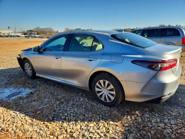 4T1C31AK7PU604895 2020 TOYOTA CAMRY - Image 2