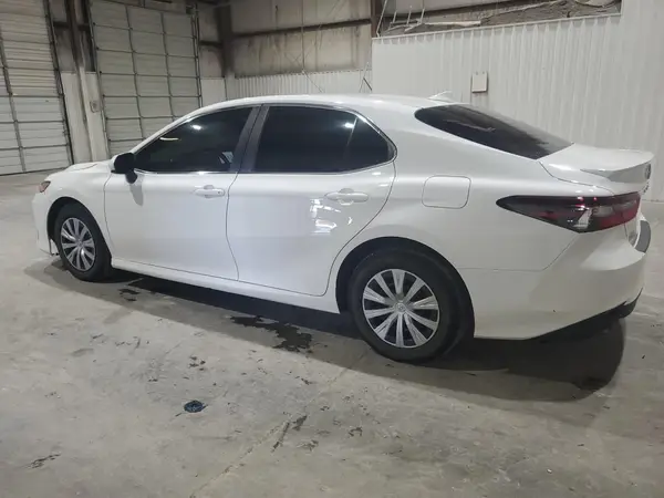 4T1C31AK7PU608736 2023 TOYOTA CAMRY - Image 2