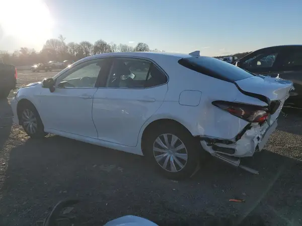 4T1C31AK7RU072146 2024 TOYOTA CAMRY - Image 2
