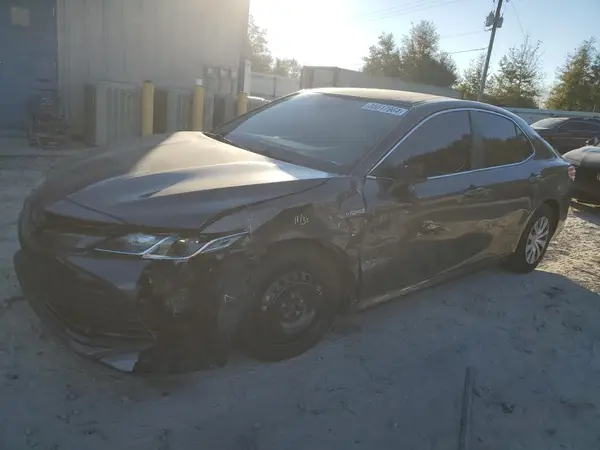 4T1C31AK8LU013999 2020 TOYOTA CAMRY - Image 1