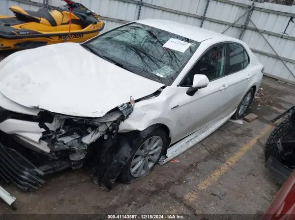 4T1C31AK8LU015977 2020 TOYOTA CAMRY - Image 2