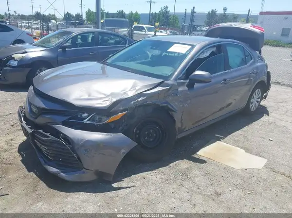 4T1C31AK8LU528758 2020 TOYOTA CAMRY - Image 2