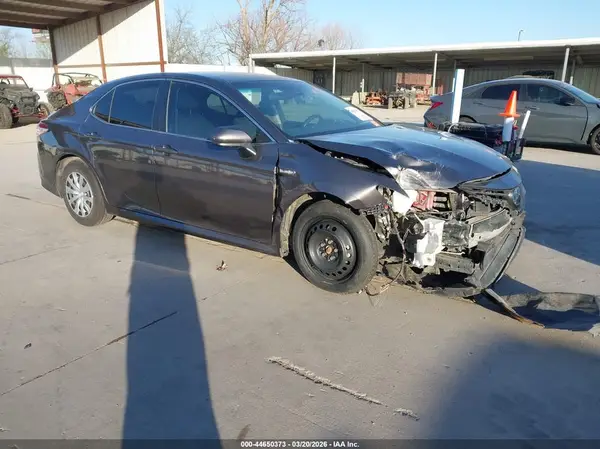 4T1C31AK8LU528761 2020 TOYOTA CAMRY - Image 1