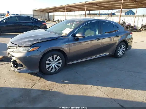 4T1C31AK8LU528761 2020 TOYOTA CAMRY - Image 2